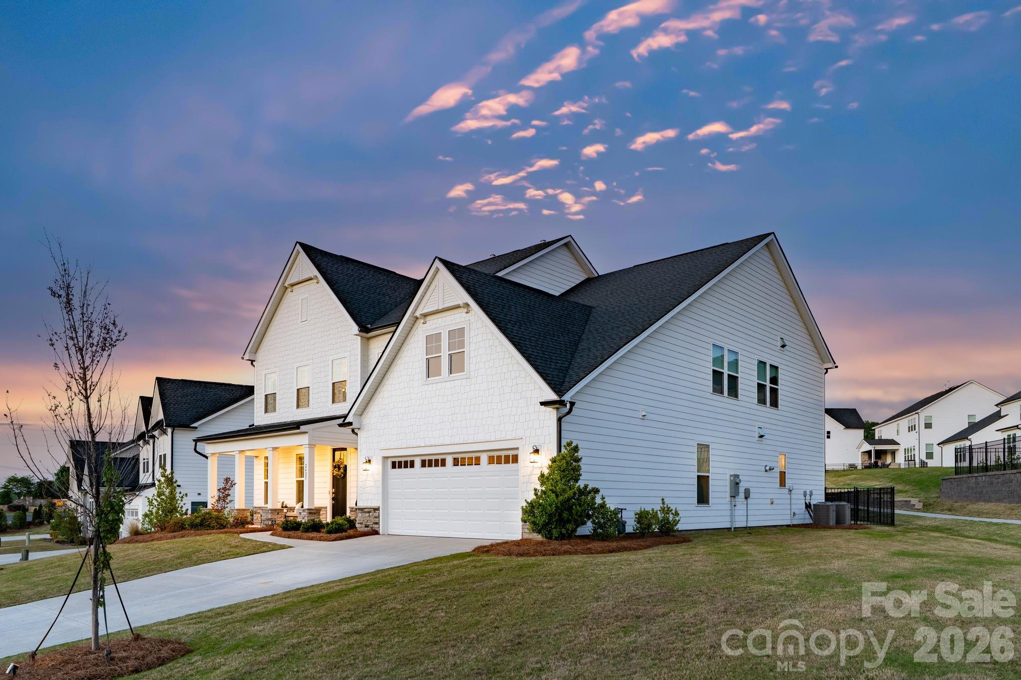 2423 Ridgecrest Way Fort Mill, SC 29707 - Photo 2 of 47