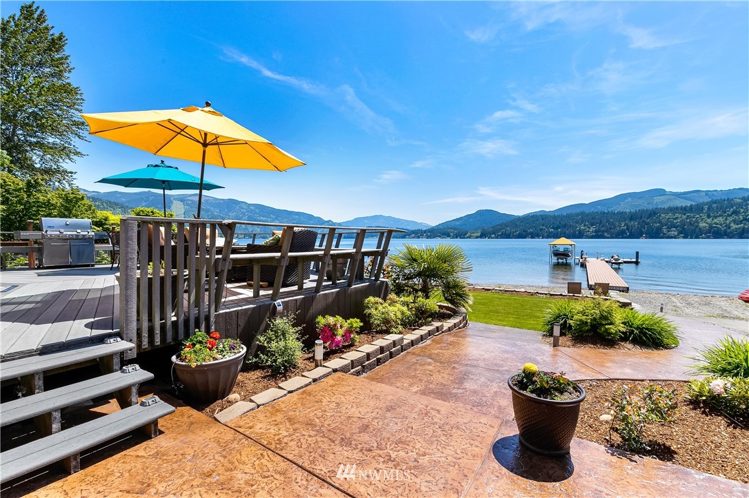 2665 North Shore Road Bellingham, WA 98226 - Photo 2 of 39 Gallery Image 2