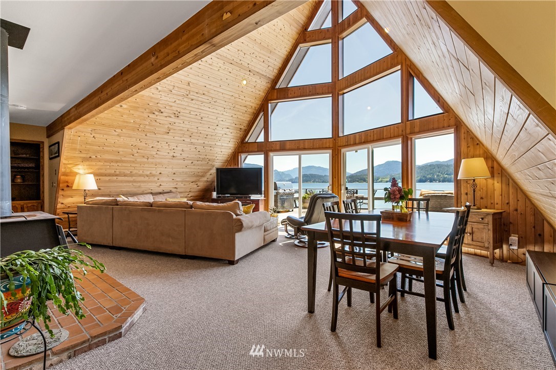 2665 North Shore Road Bellingham, WA 98226 - Photo 12 of 39 Gallery Image 12
