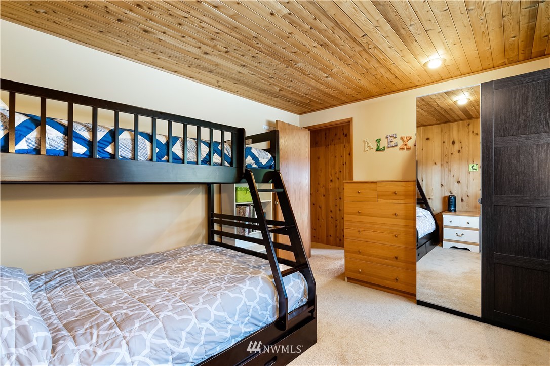 2665 North Shore Road Bellingham, WA 98226 - Photo 33 of 39 Gallery Image 33