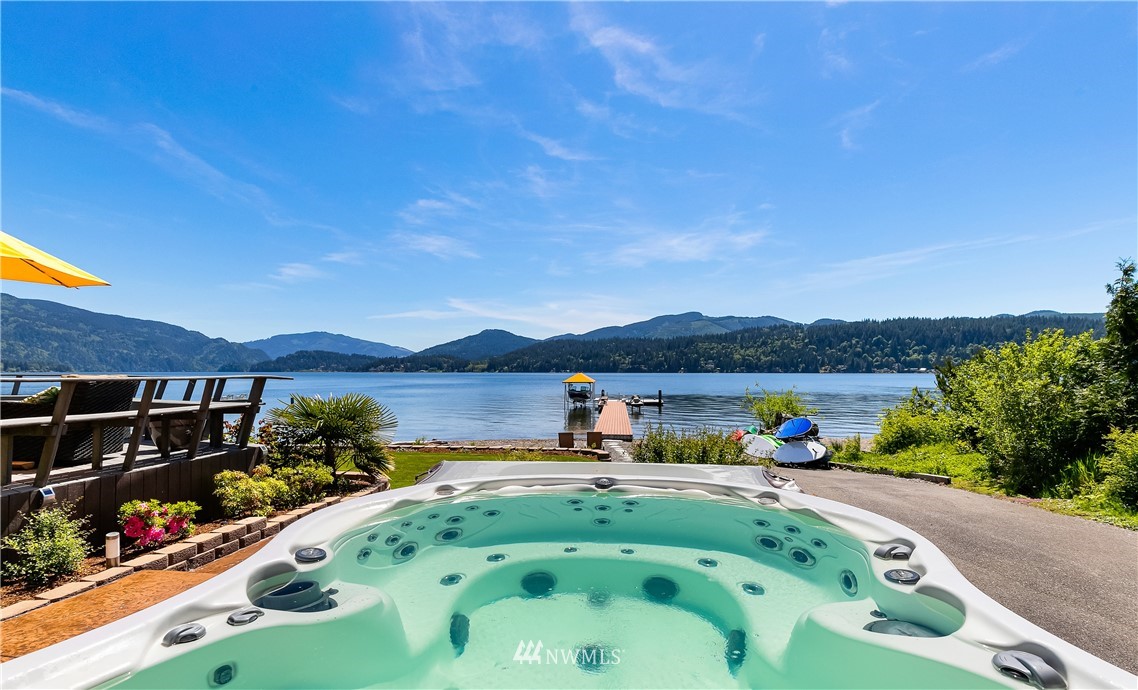 2665 North Shore Road Bellingham, WA 98226 - Photo 6 of 39 Gallery Image 6