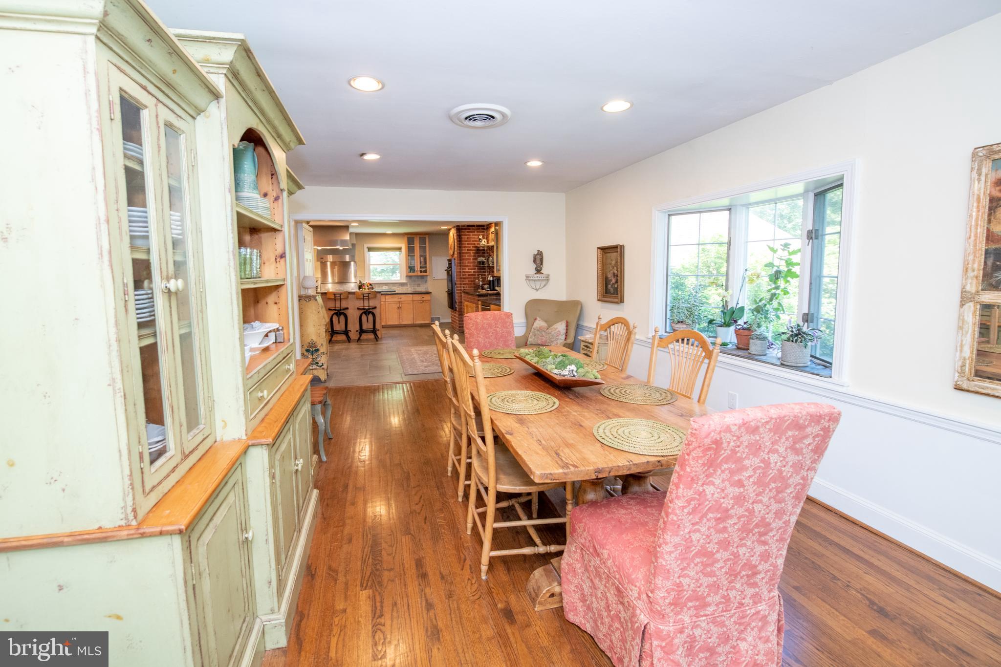 110 Ovington Road Yardley, PA 19067 - Photo 11 of 84 Dining Rm