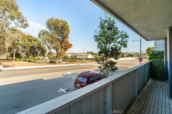 $950,000 | 1321 Beryl Street, Unit 101, Redondo Beach, CA 90277