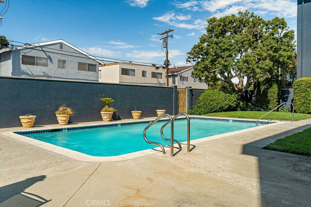 1321 Beryl Street, Unit 101 Redondo Beach, CA 90277 - Photo 29 of 40 a view of a house with a swimming pool
