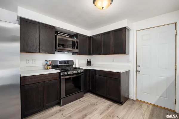 $189,900 | 116 Gottlieb Court, Creve Coeur, IL 61610