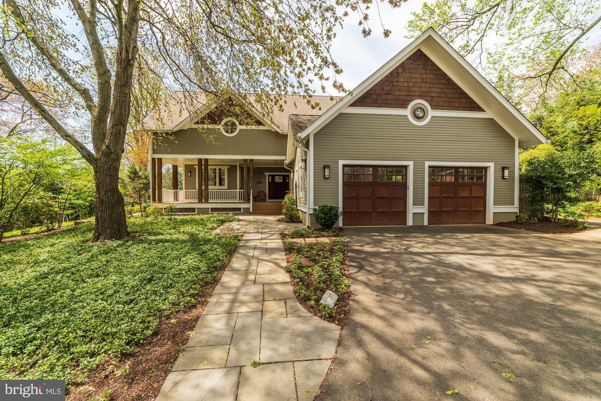 6547 Old Chesterbrook Road McLean, VA 22101 - Photo 2 of 55 Exterior (Front)