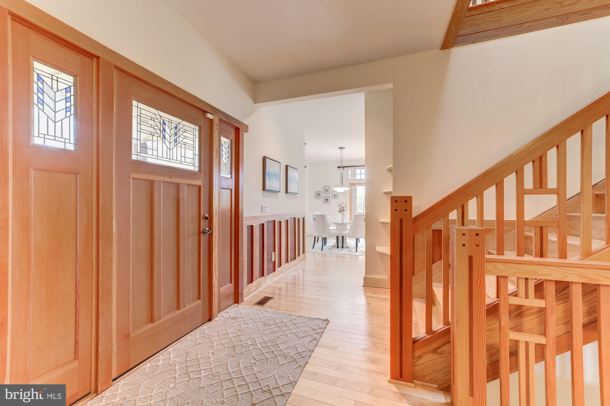 6547 Old Chesterbrook Road McLean, VA 22101 - Photo 4 of 55 Interior (Main Level)