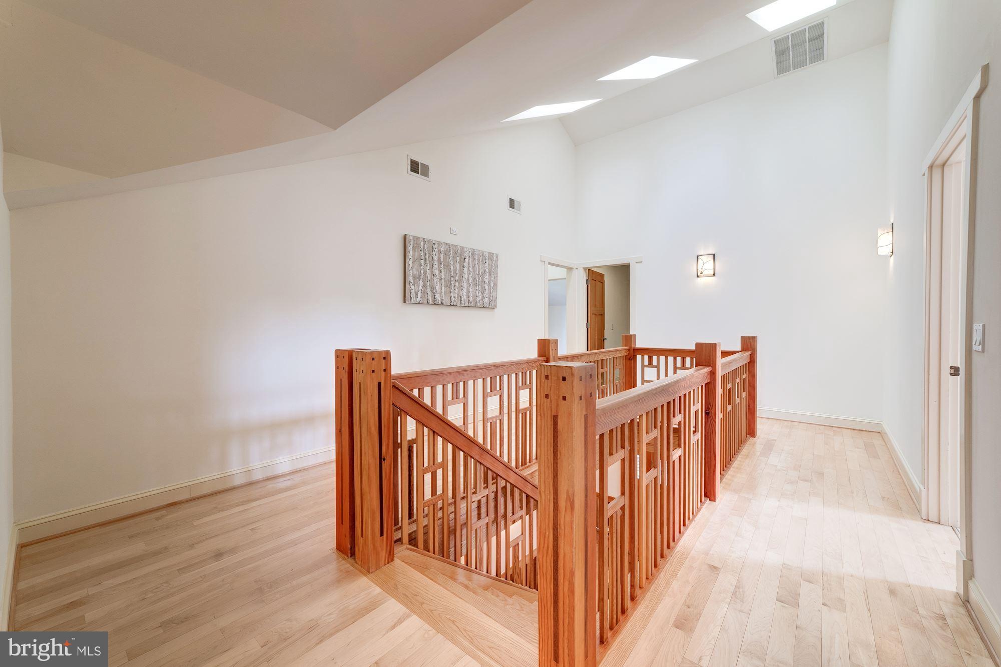 6547 Old Chesterbrook Road McLean, VA 22101 - Photo 35 of 55 Interior (Upper Level)