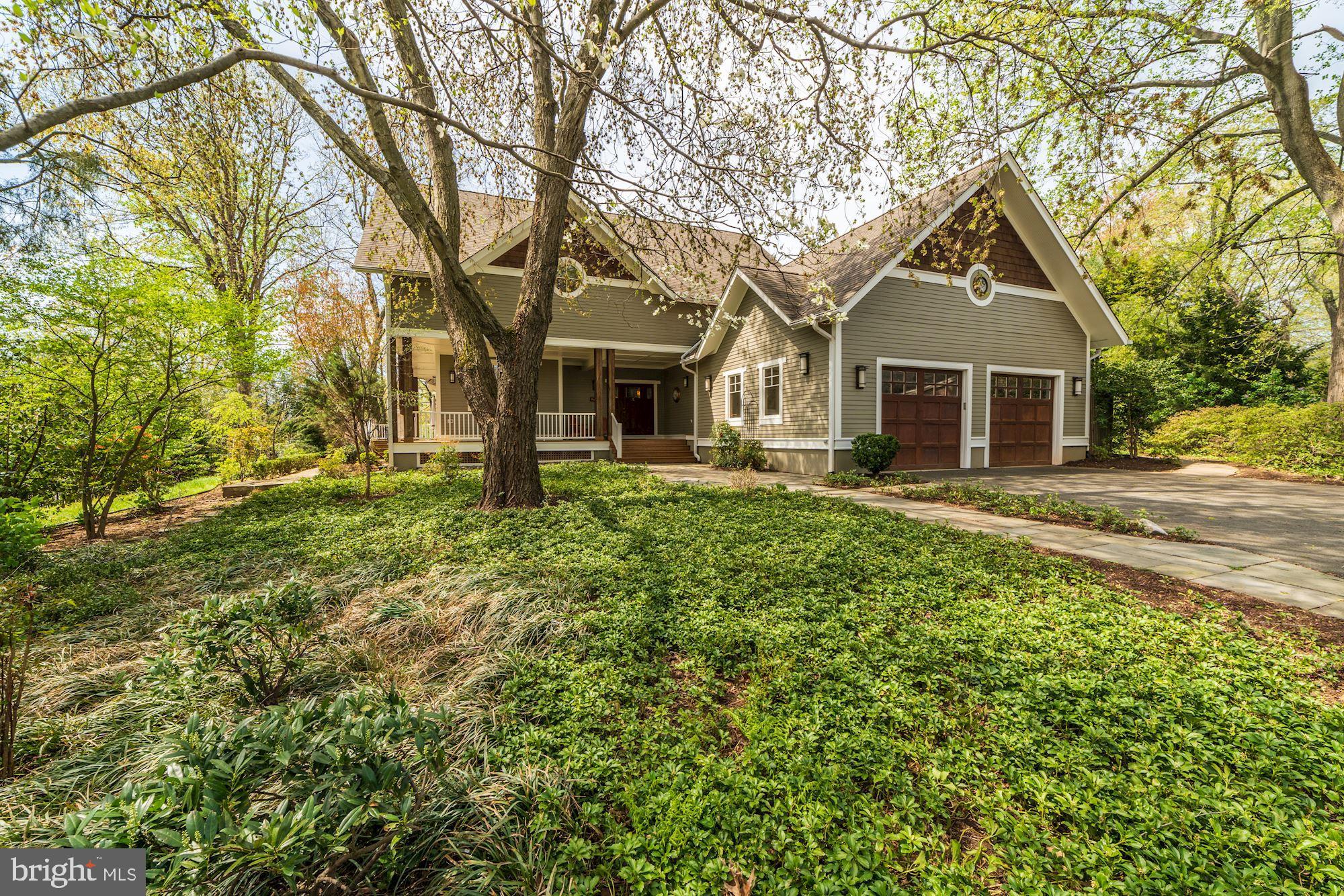 6547 Old Chesterbrook Road McLean, VA 22101 - Photo 53 of 55 Exterior (Front)