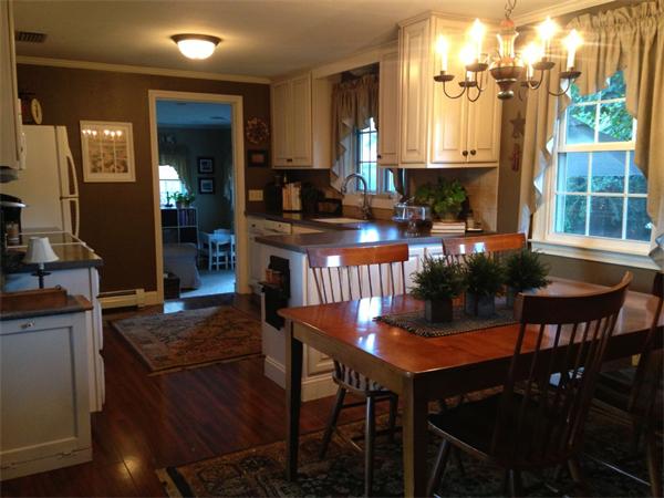 76 Rzasa Drive Chicopee, MA 01013 - Photo 1 of 17 Gallery Image 1