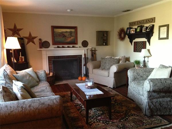 76 Rzasa Drive Chicopee, MA 01013 - Photo 7 of 17 Gallery Image 7