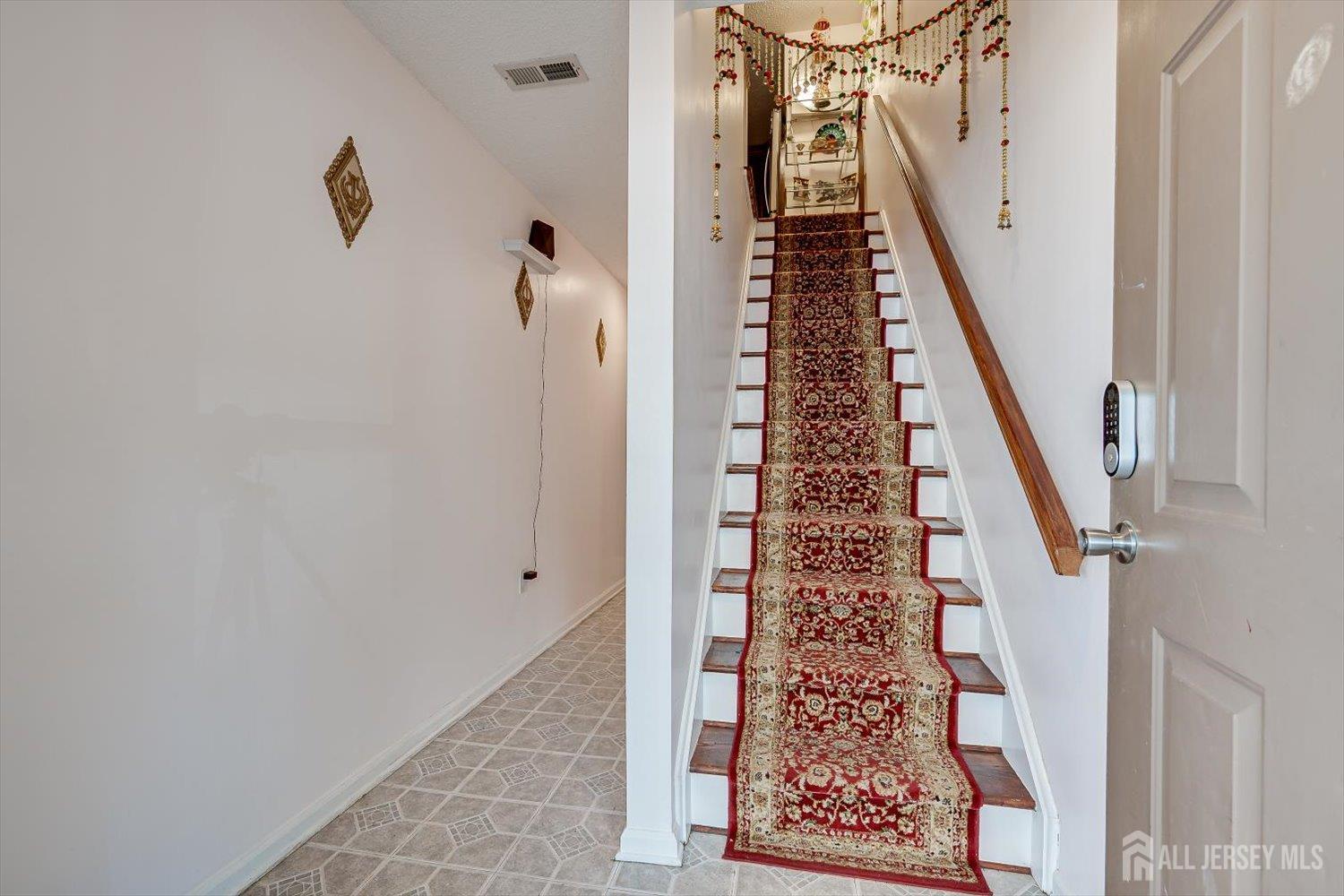 202 Prestwick Way Edison, NJ 08820 - Photo 11 of 31