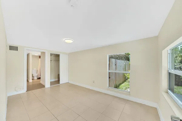 $469,900 | 1412 Northeast 25th Court, Pompano Beach, FL 33064