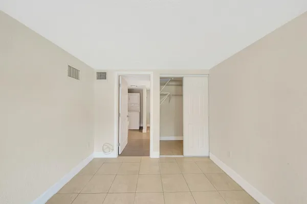 $469,900 | 1412 Northeast 25th Court, Pompano Beach, FL 33064