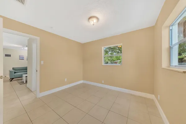 $469,900 | 1412 Northeast 25th Court, Pompano Beach, FL 33064