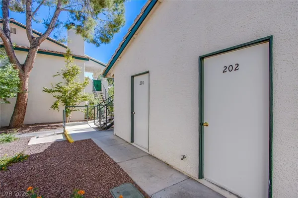 $1,300 | 1333 Cinder Rock Drive, Unit 202, Las Vegas, NV 89128