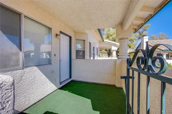 $1,300 | 1333 Cinder Rock Drive, Unit 202, Las Vegas, NV 89128