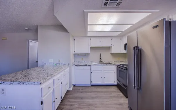 $1,300 | 1333 Cinder Rock Drive, Unit 202, Las Vegas, NV 89128