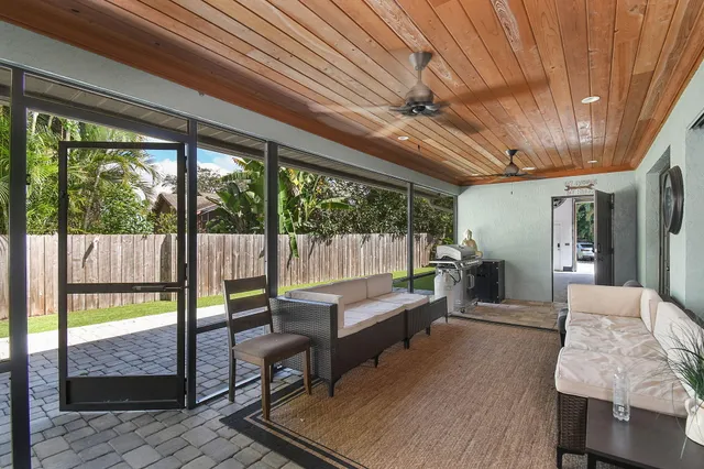 $797,000 | 1225 Southwest Magnolia Bluff Drive, Palm City, FL 34990