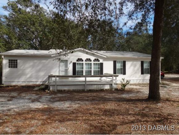 116 Stallion Road Crescent City, FL 32112 - Photo 1 of 18 Primary Photo