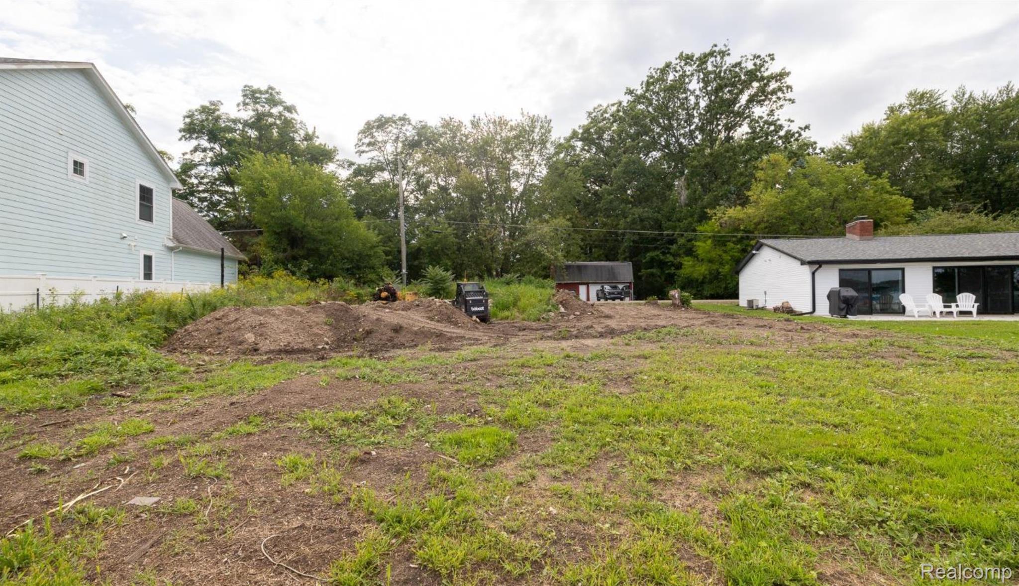 9586 Winston Road Pinckney, MI 48169 - Photo 5 of 6 Gallery Image 5