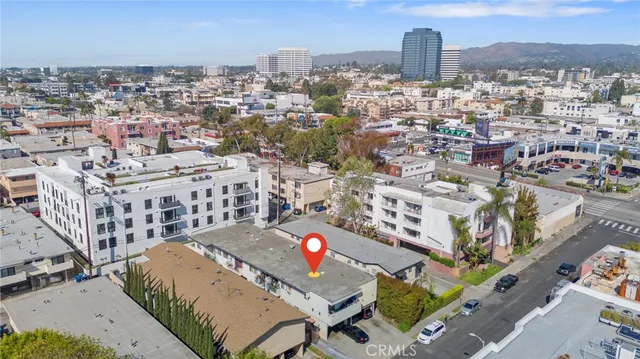 a picture of city view