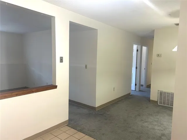 $1,650 | 724 Beverage Hill Avenue, Unit A10, Pawtucket, RI 02861