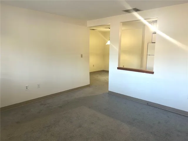 $1,650 | 724 Beverage Hill Avenue, Unit A10, Pawtucket, RI 02861