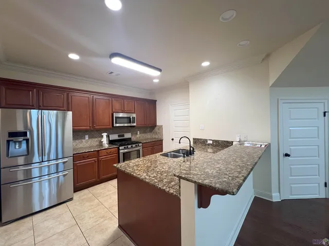 $2,500 | 15514 Green Trails Boulevard, Baton Rouge, LA 70817