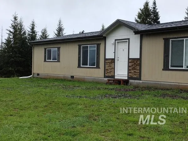 $396,900 | 142 Shenandoah Third Street, Kamiah, ID 83536