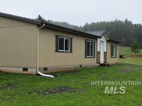 $396,900 | 142 Shenandoah Third Street, Kamiah, ID 83536