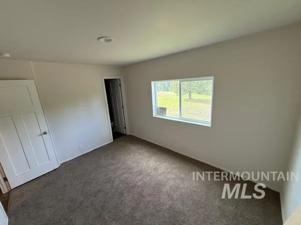 $396,900 | 142 Shenandoah Third Street, Kamiah, ID 83536