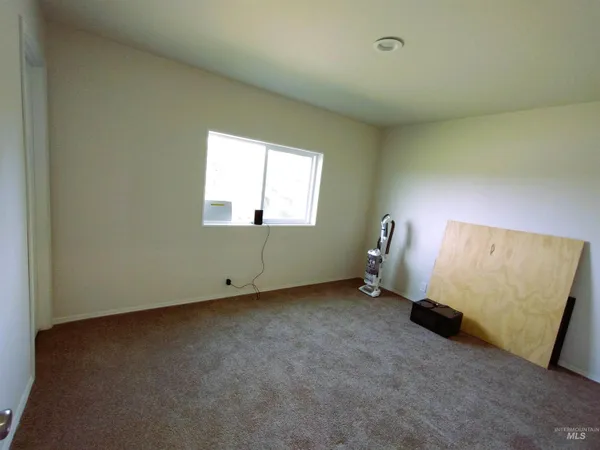 $396,900 | 142 Shenandoah Third Street, Kamiah, ID 83536