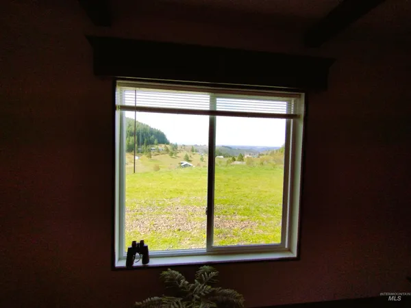 $396,900 | 142 Shenandoah Third Street, Kamiah, ID 83536