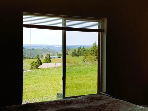 $396,900 | 142 Shenandoah Third Street, Kamiah, ID 83536