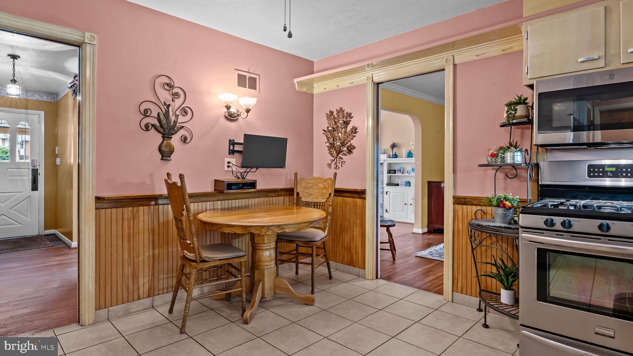 14 Farm Road Trenton, NJ 08638 - Photo 11 of 36 Gallery Image 11