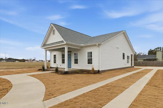 $329,900 | 126 Mason Street, Princeton, NC 27569