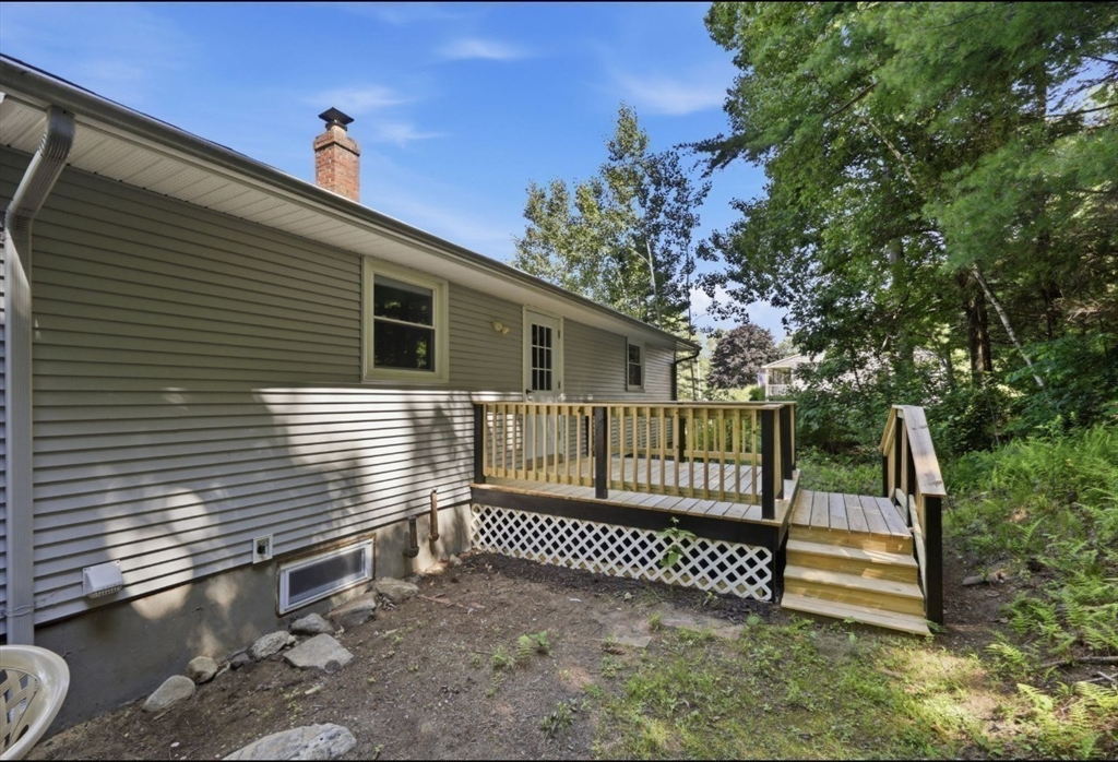 71 Beech Street Palmer, MA 01069 - Photo 32 of 38