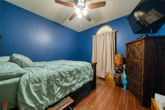 $2,200 | 10630 Pine Meadows Boulevard, Baytown, TX 77523