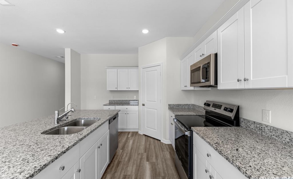 21544 Rolling Streams Drive New Caney, TX 77357 - Photo 3 of 13