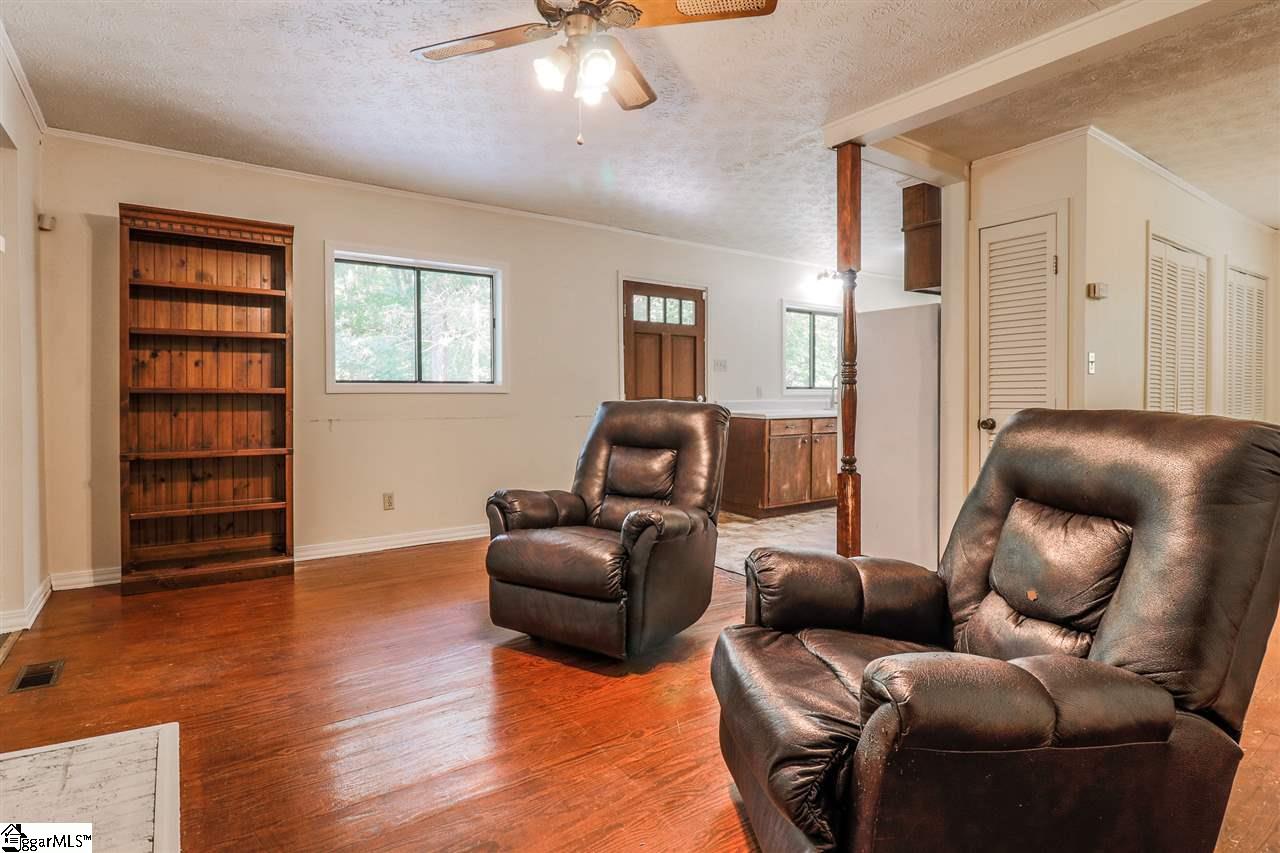 211 North Freeman Road Liberty, SC 29657 - Photo 4 of 24