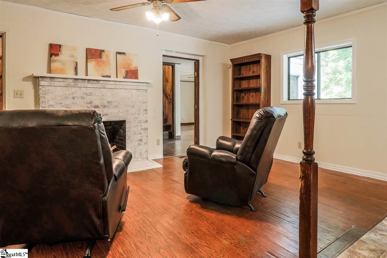 211 North Freeman Road Liberty, SC 29657 - Photo 5 of 24