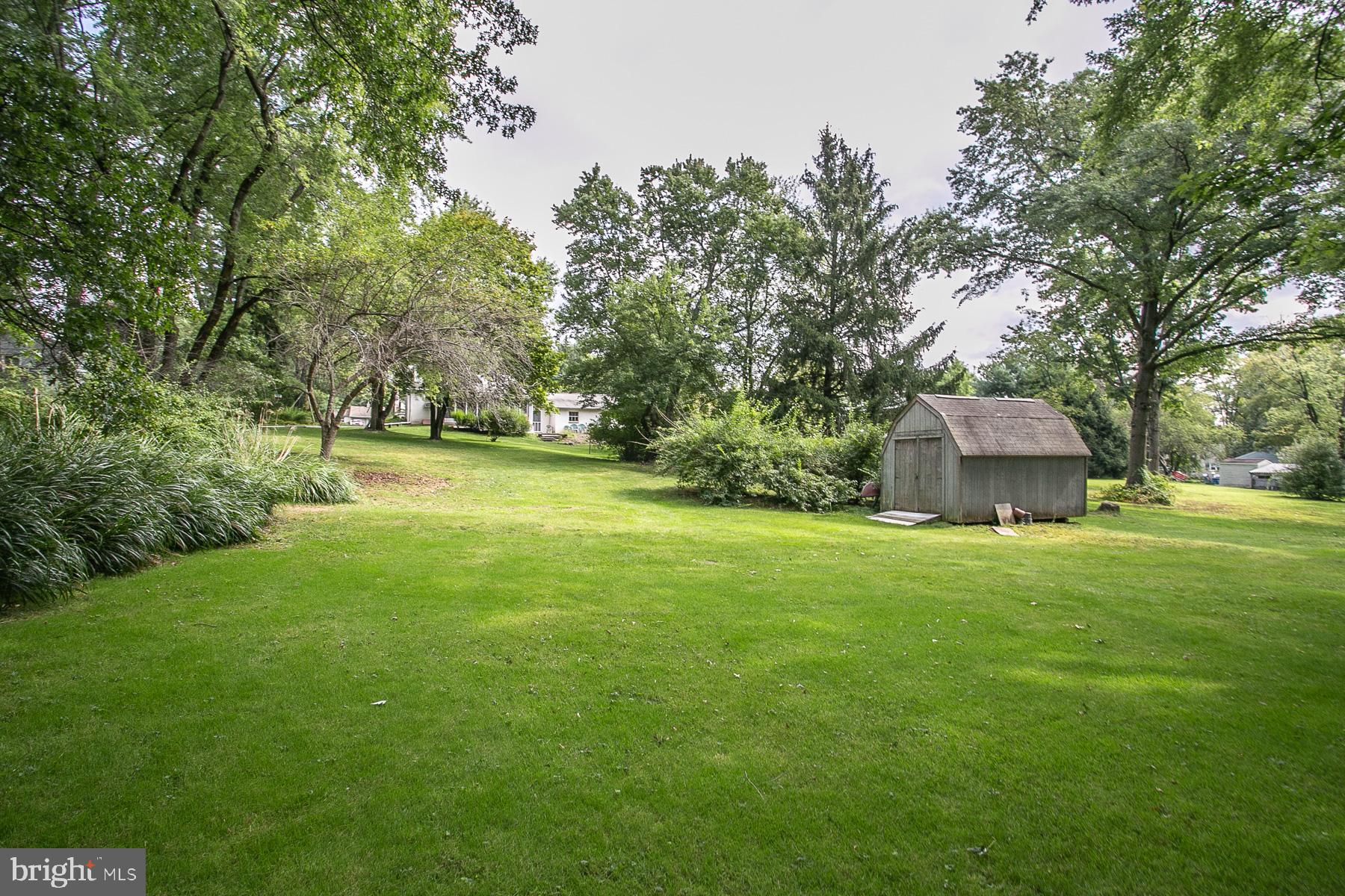 2146 Longview Road Warrington, PA 18976 - Photo 25 of 31 Gallery Image 25