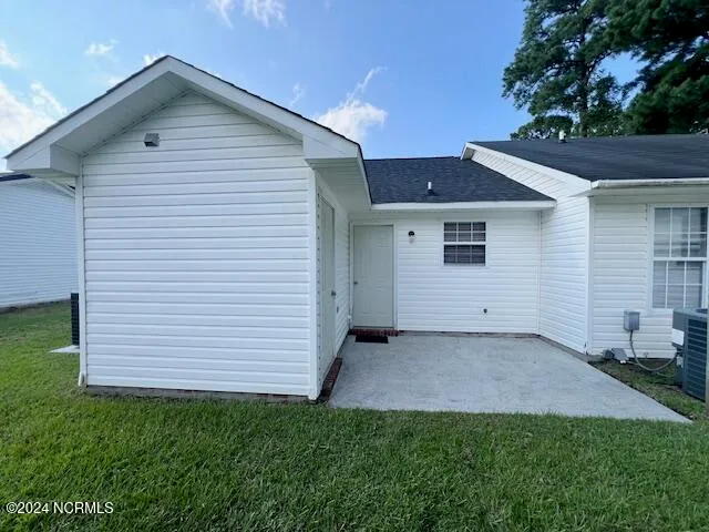 $1,100 | 2303 Knollwood Lane, Midway Park, NC 28544