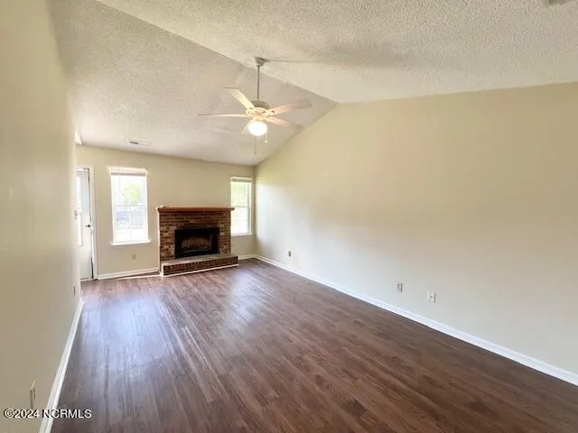 $1,100 | 2303 Knollwood Lane, Midway Park, NC 28544