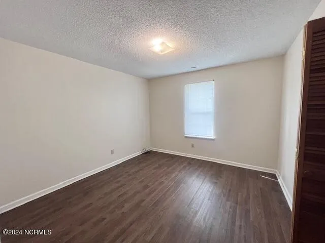 $1,100 | 2303 Knollwood Lane, Midway Park, NC 28544