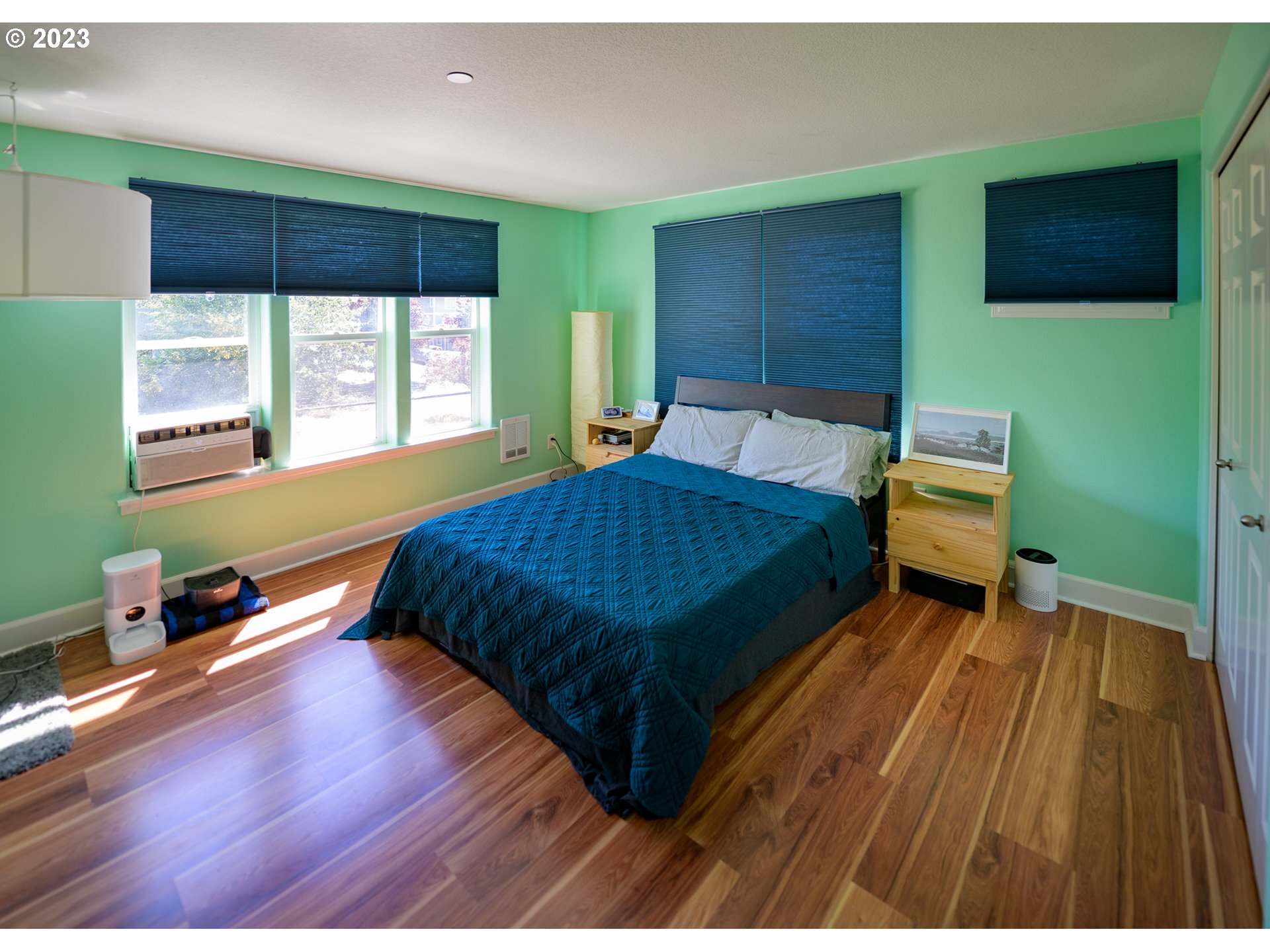 11919 Southeast Ash Street Portland, OR 97216 - Photo 12 of 19 Bedroom, Owner's Suite