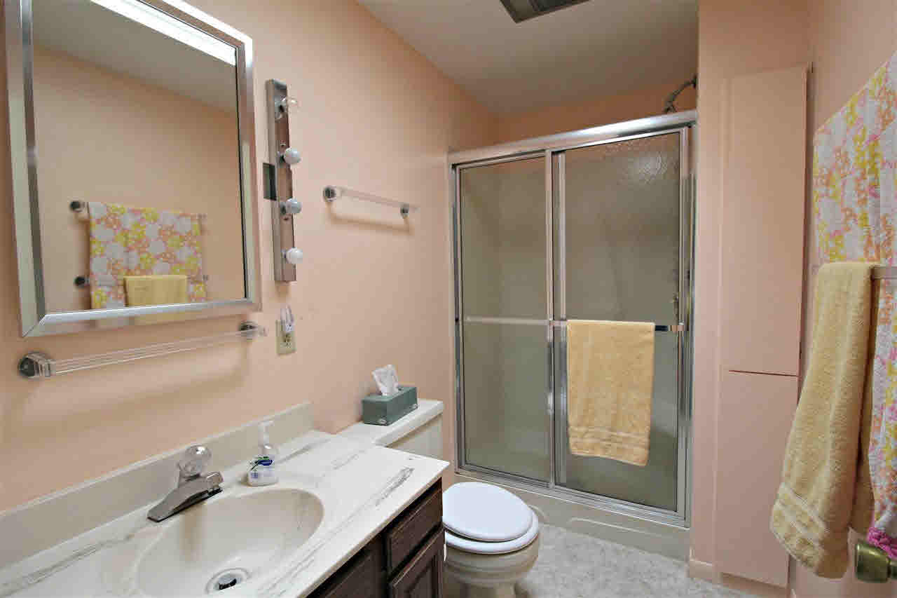 614 South McKinley Road Flushing, MI 48433 - Photo 15 of 25 21425502-14.JPG