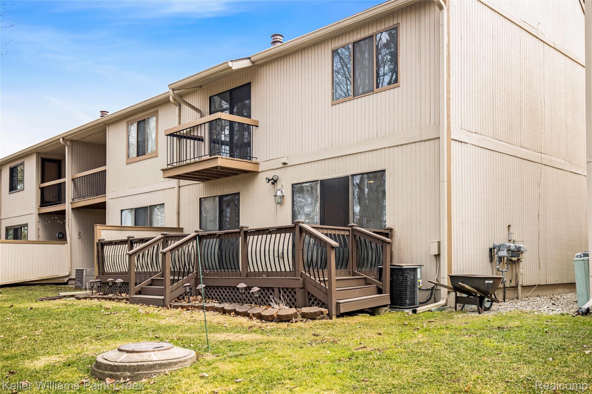 23183 Farmington Road Farmington, MI 48336 - Photo 24 of 24 24.jpg