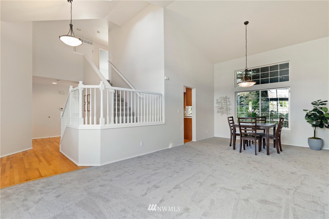 1601 Hoquiam Place Northeast Renton, WA 98059 - Photo 3 of 39 Gallery Image 3